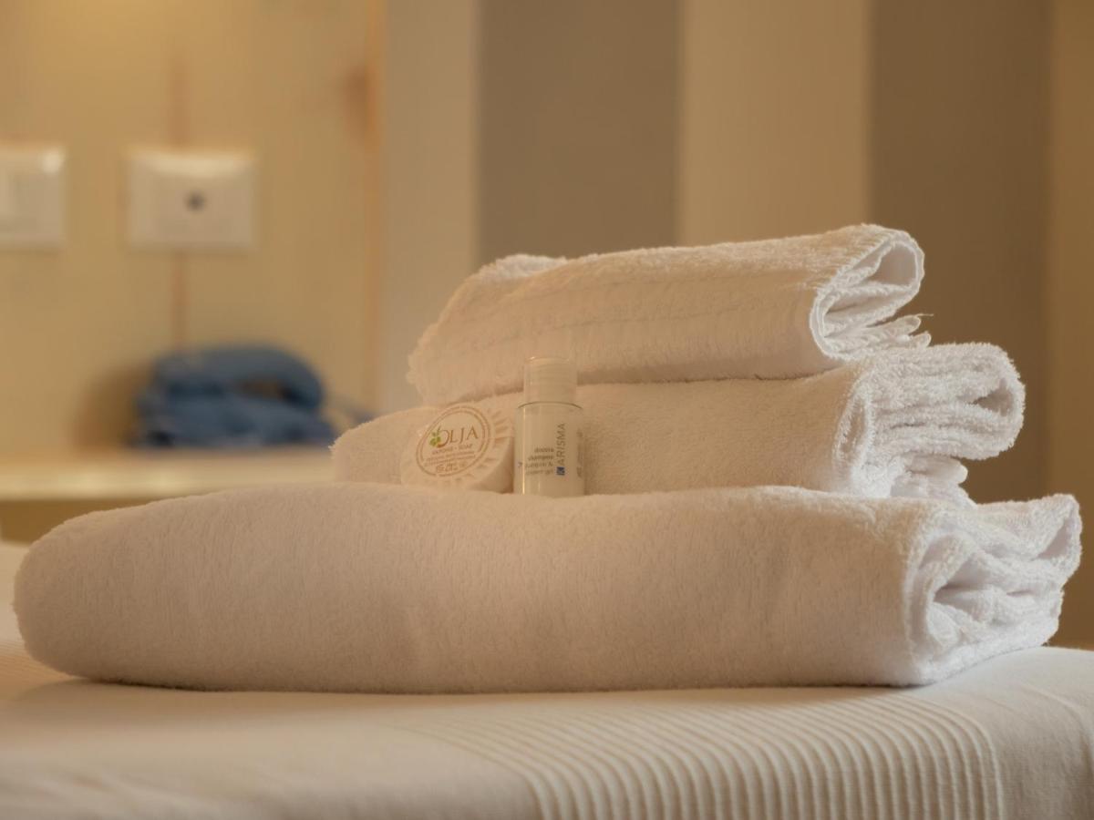 La Smorfia Hotel 3*